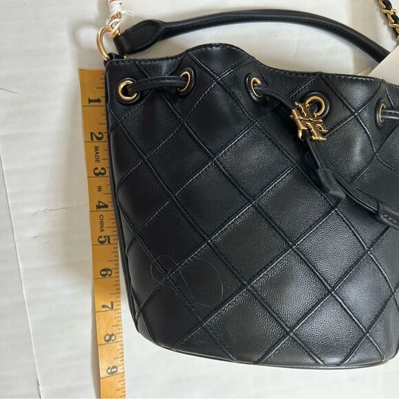 Tory Burch Fleming Black Quilted Soft Leather Bucket Bag NWT - Picture 7 of 11